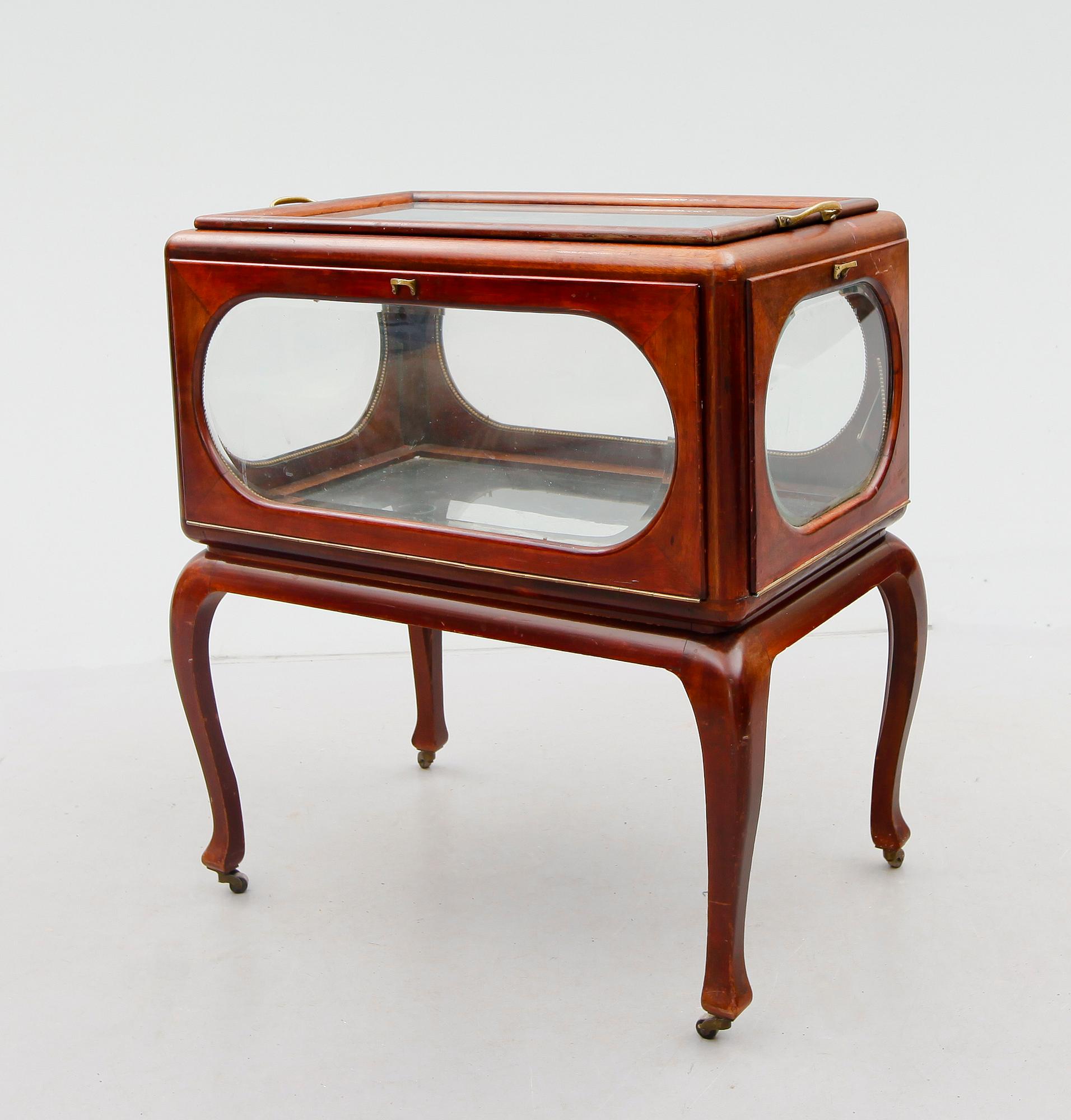 SERVERINGSVAGN, England, 1900-talets första hälft.