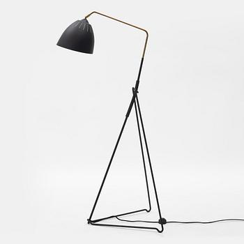 A 'Lean' floor light from Örsjö.