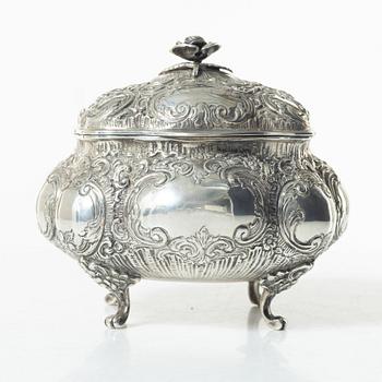 Sockerskål, silver, rokokostil, 1900-tal.