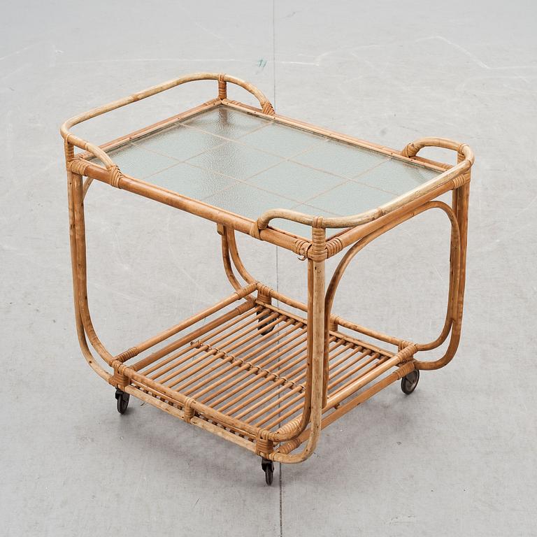 SERVERINGSVAGN, 1900-talets första hälft.