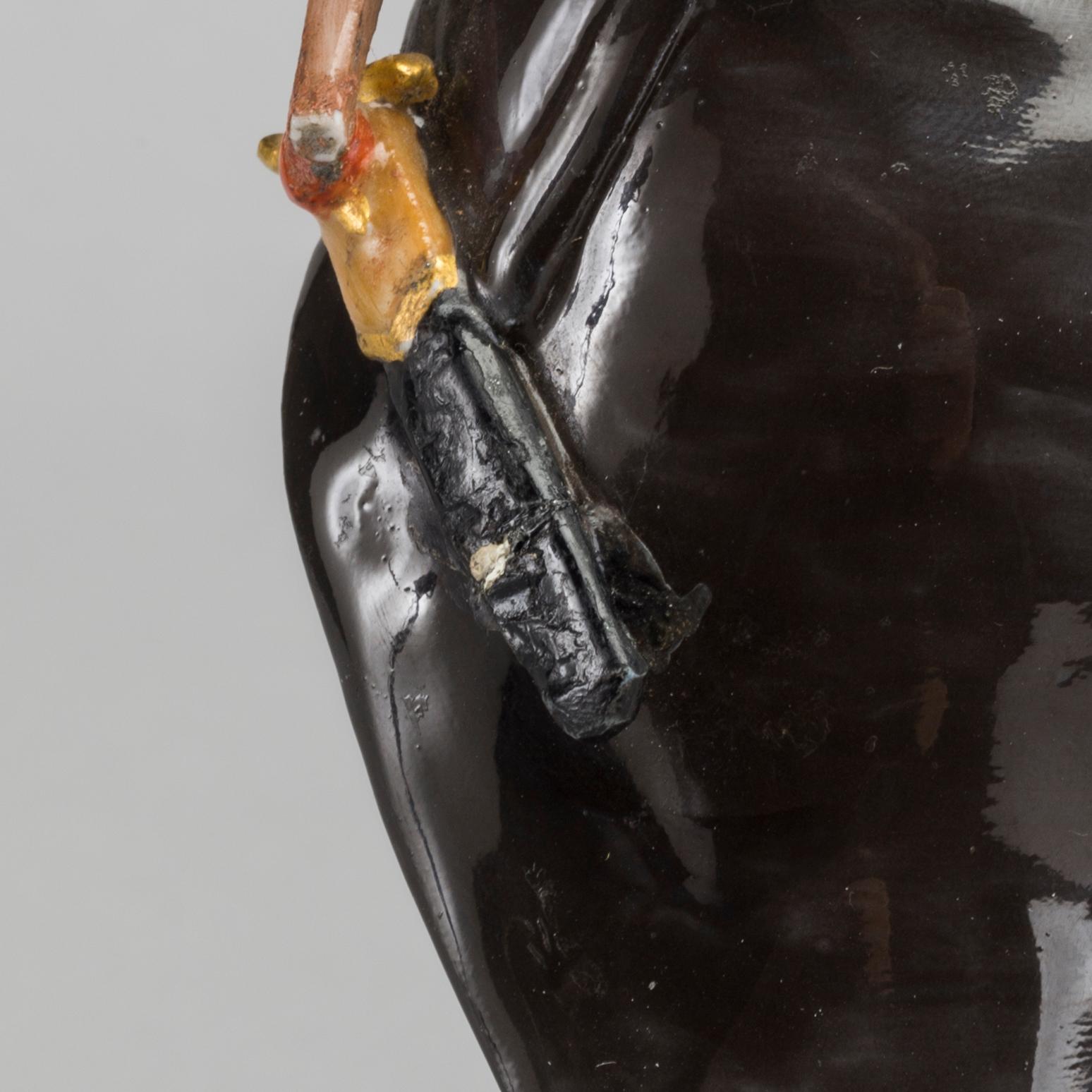 A set of two porcelain Meissen figurines.