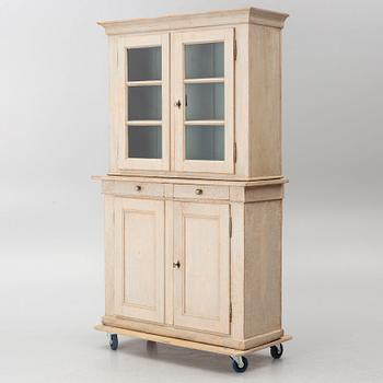 Cabinet, 19th century.
