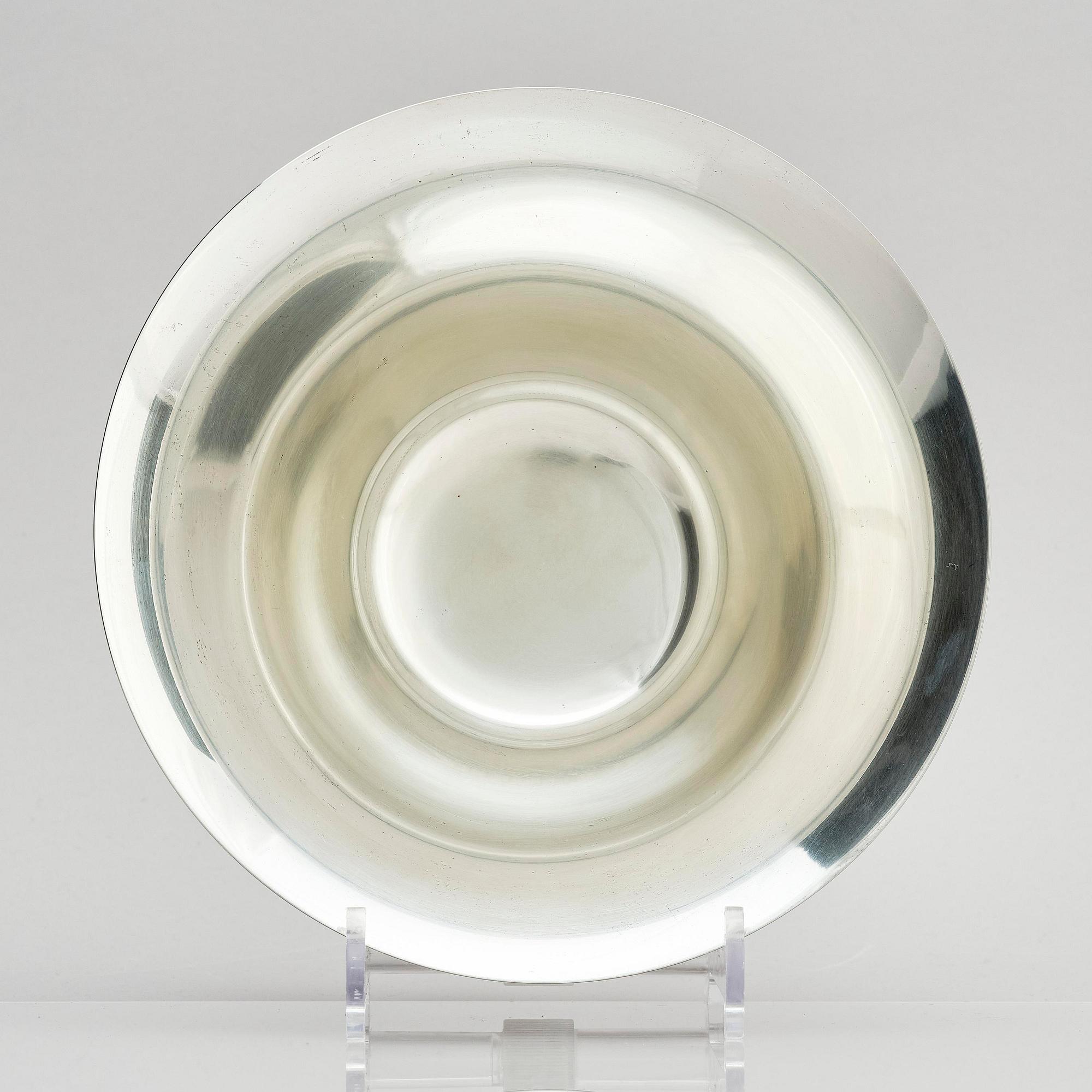 Wiwen Nilsson, a sterling silver bowl, Lund, Sweden 1968.