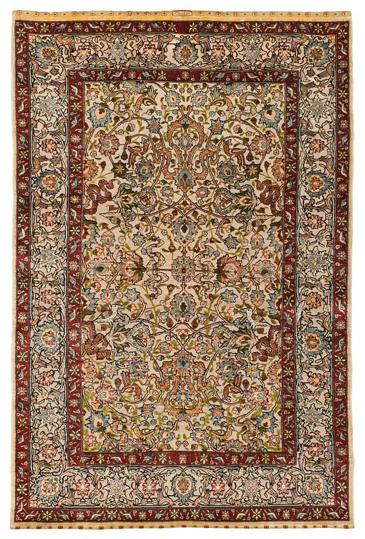 MATTA. Old silke Hereke Souf. 148,5 x 98 cm.
