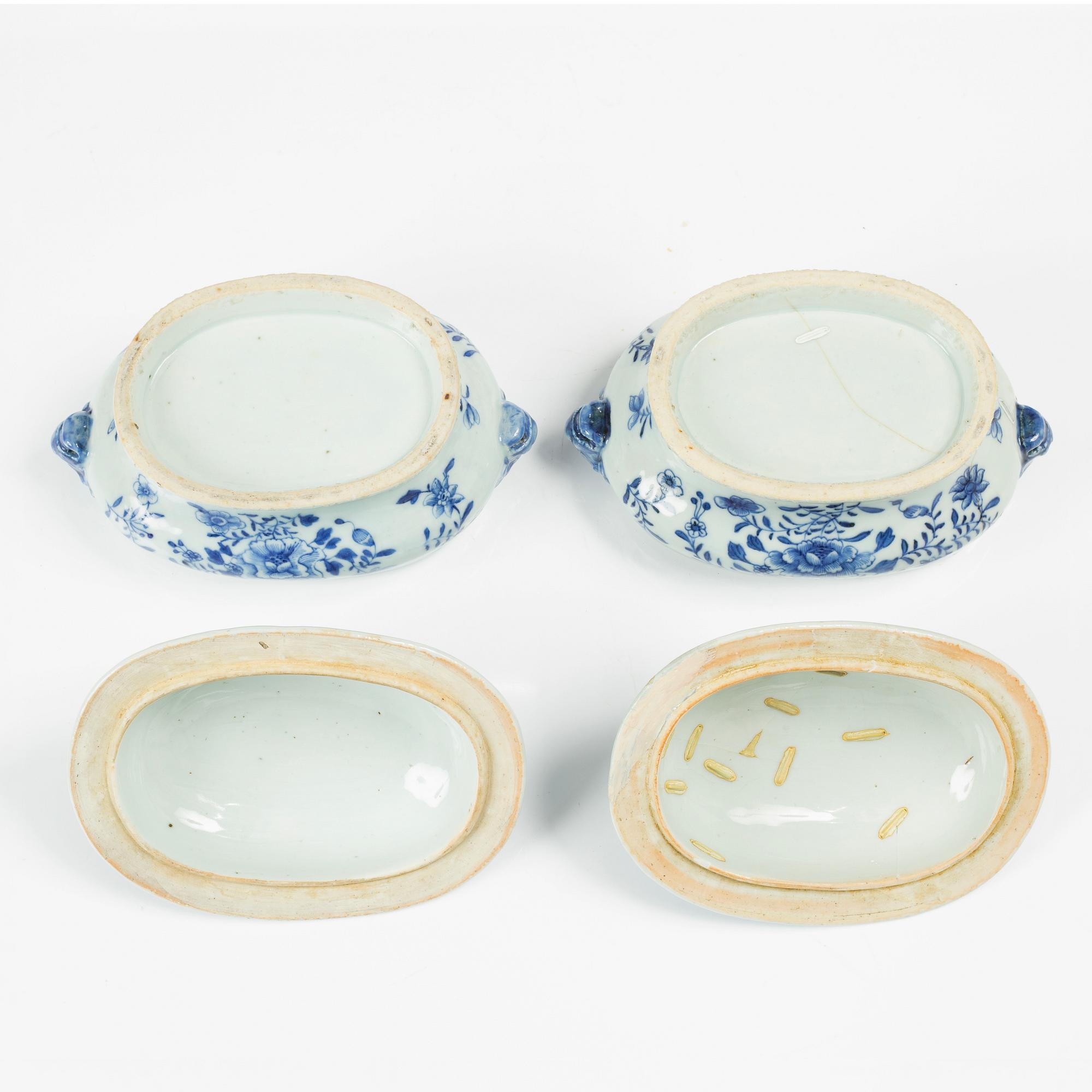Terriner med lock, ett par, kompaniporslin, Qingdynastin, Qianlong (1736-95).