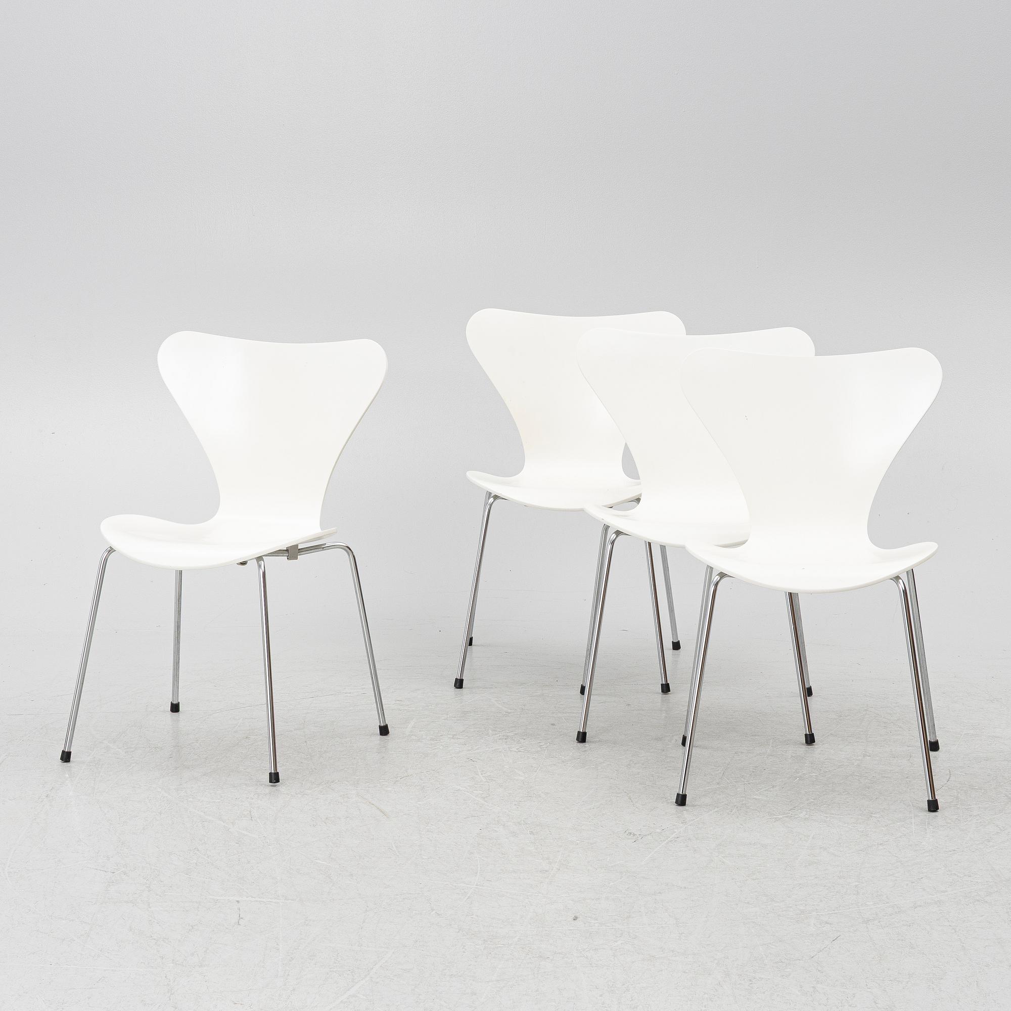 Arne Jacobsen, four 'Series 7' chairs, Fritz Hansen, Denmark, 1998.