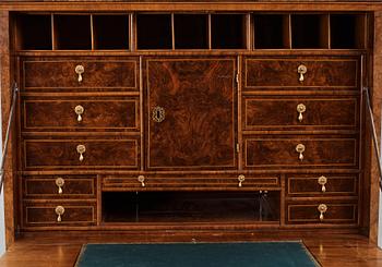 A English William and Mary (Baroque) secretaire.