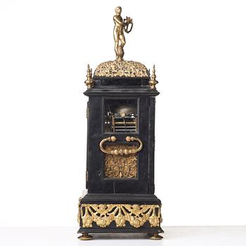 Claudius du Chesne musical table clock (clockmaker in London 1693-1730), circa 1705, Queen Anne.