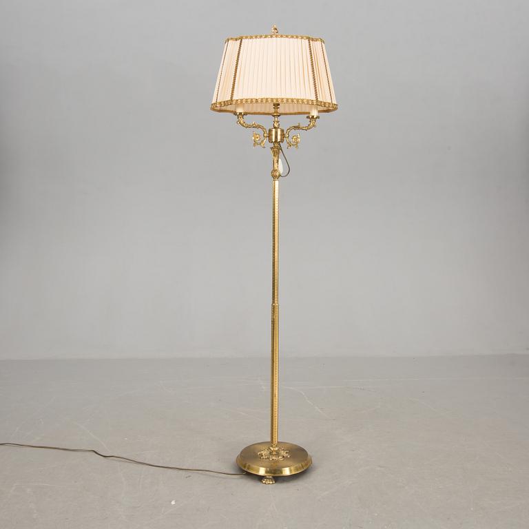 GOLVLAMPA, empirestil, 1900-tal.