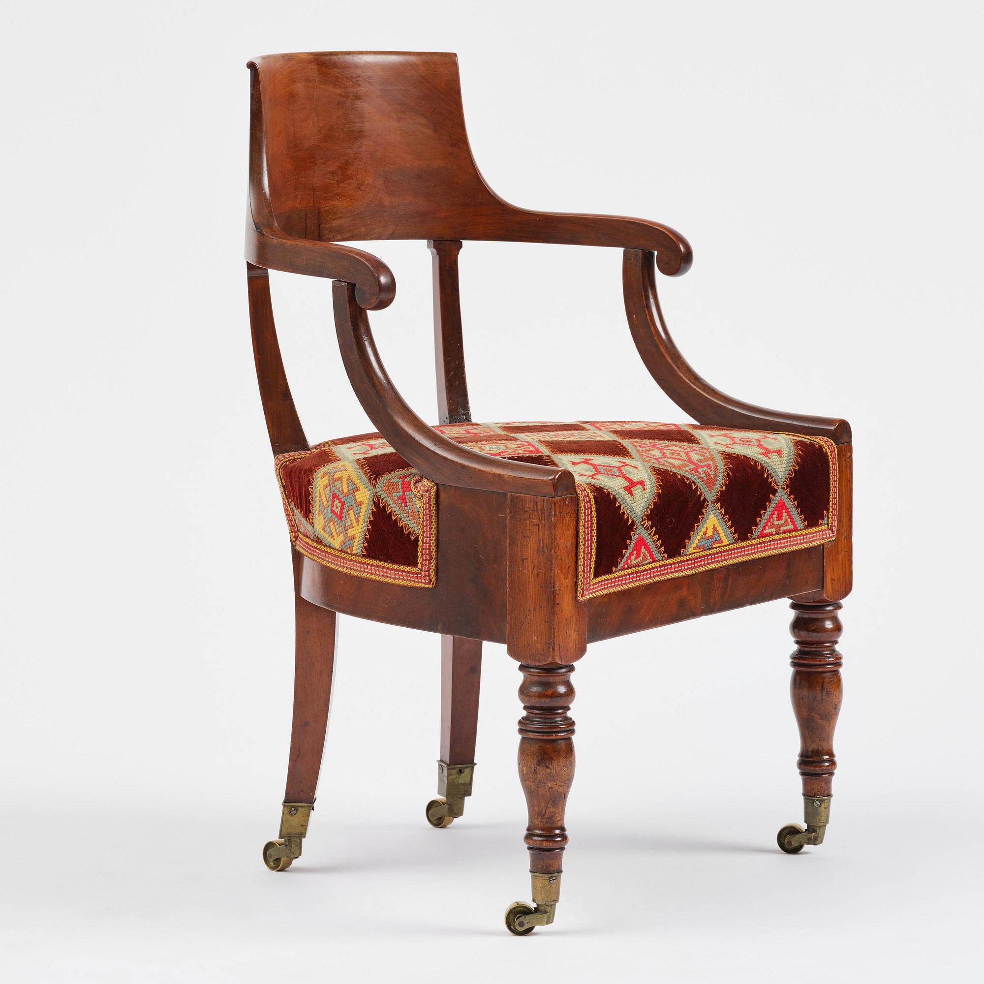 Skrivbordsstol, Sverige 1800-talets första del. Empire.