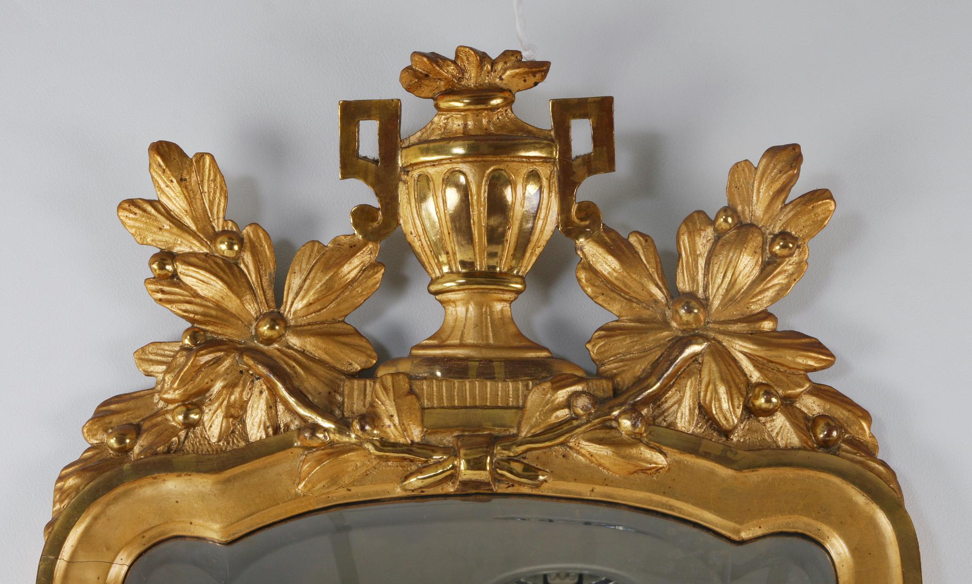 SPEGEL, 1700-tal. Göteborgs hallstämpel, stämplad Busch & Echtler.