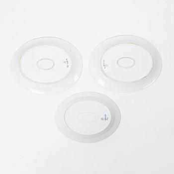 Uppläggningsfat, 3 delar, porslin, "Musselmalet", Royal Copenhagen, Danmark.