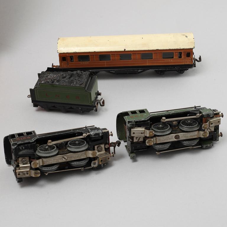 A set of model trains from Trix Twin Railway in England, around the mid 20th century.