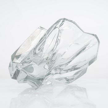 Tapio Wirkkala, an 'Iceberg' vase signed Tapio Wirkkala 3825.