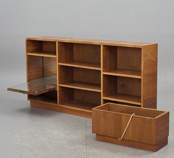 HALLMÖBEL/BOKHYLLA, 3 delar. 1930-40-tal.