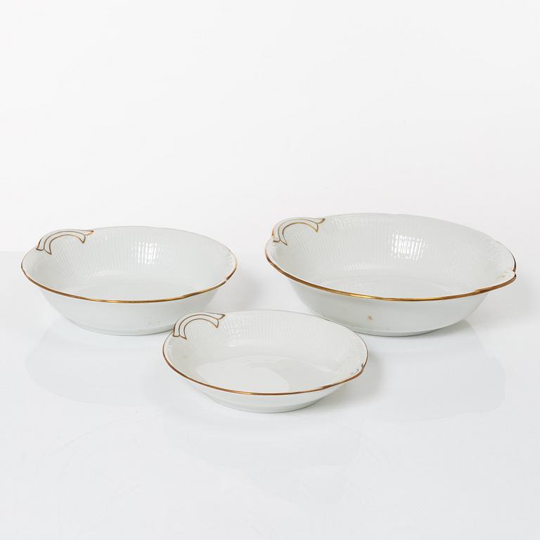 Louise Adelborg, dinner service, 76 pcs, porcelain, "Swedish Grace/Gracil", Rörstrand/Lidköping. First half/mid 20th century.