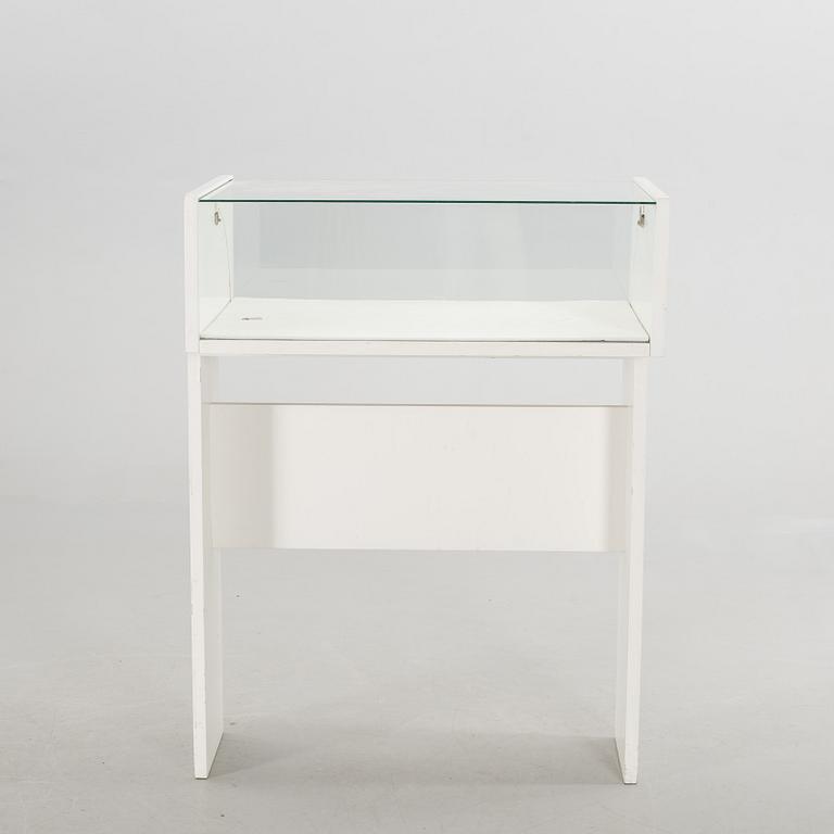 A STAND CABINET, end of 20th century.