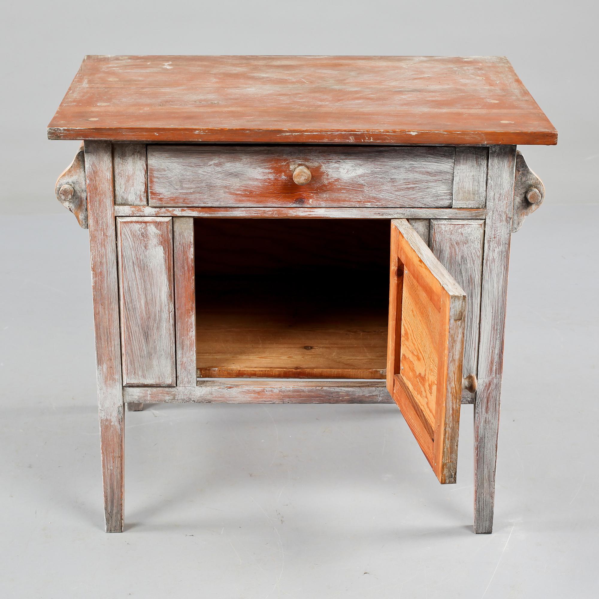 POTTSKÅP, 1800-tal.