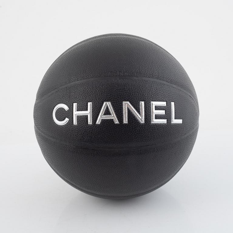 Chanel, basketball, 2019.