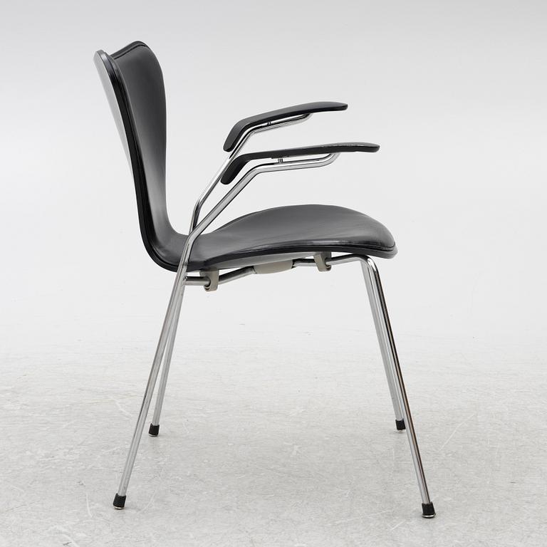 Arne Jacobsen, Armchairs, 4 pcs, "The Seven", Fritz Hansen, Denmark, 2006.