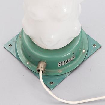 MAURI ALMARI, GOLVLAMPA, modell P4-6, akryl och målad metall, Idman, 1900-talets andra hälft.