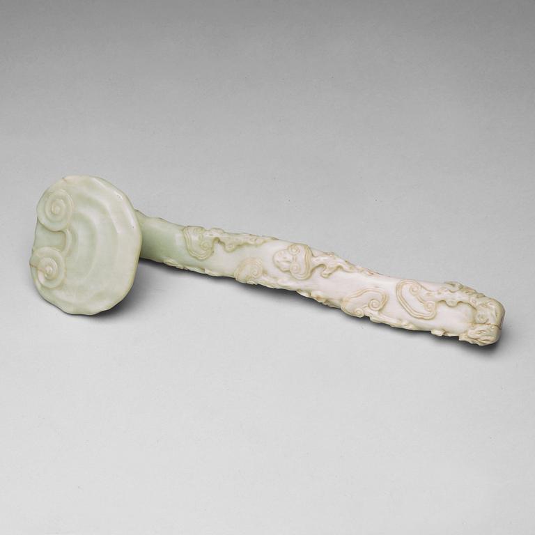 A nephrite ruyi sceptre, presumably late Qing dynasty.