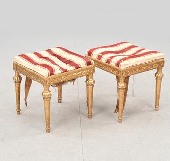 TABURETTER, ett par, Louis XVI-stil, 1900-talets början.