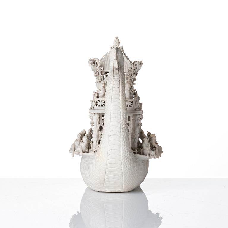 A white biscuit Dragon Boat, Qing dynasty, 19th Century.