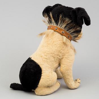 a German Steiff "Bully" dog from ca 1930.