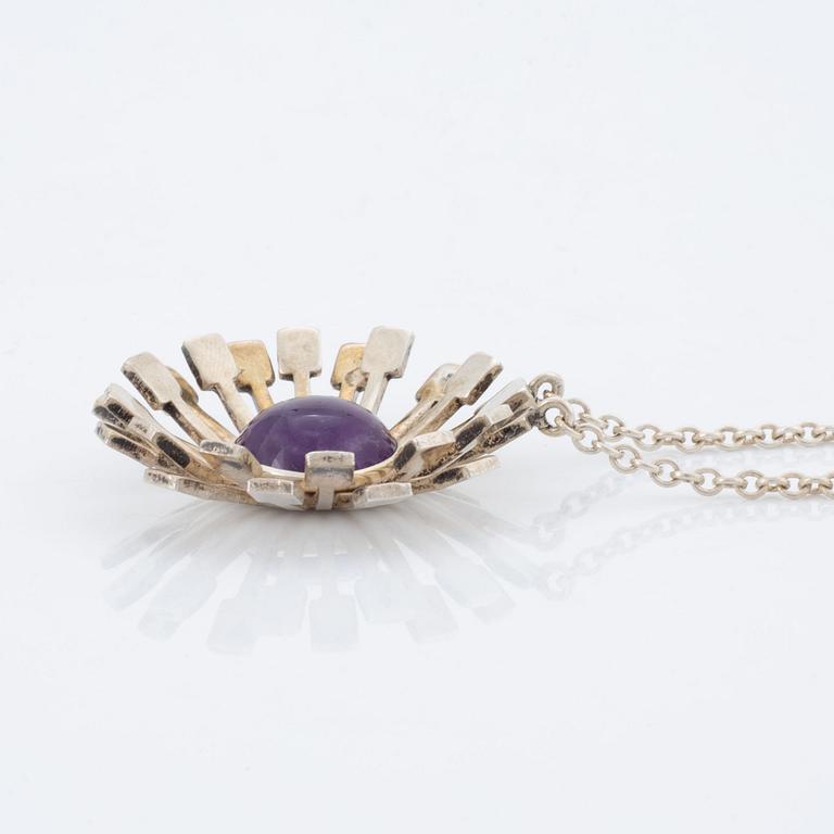 Victor Janson, two brooches  and necklace, silver, with amethyst.