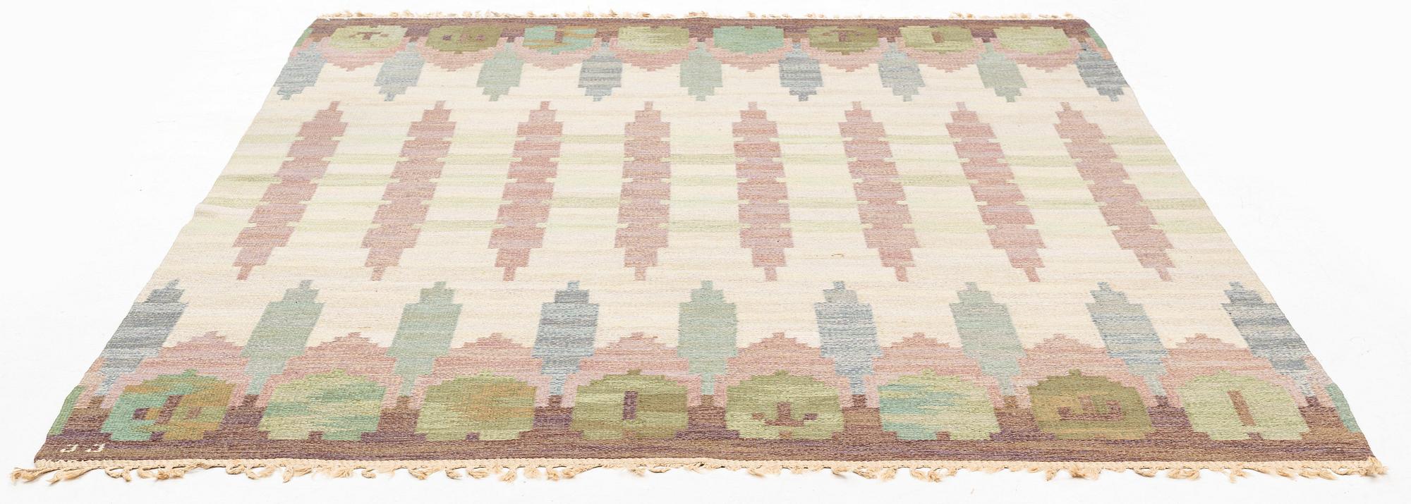Judith Johansson, matta, "Hallandsåsen", rölakan, ca 281 x 218 cm, signerad JJ.