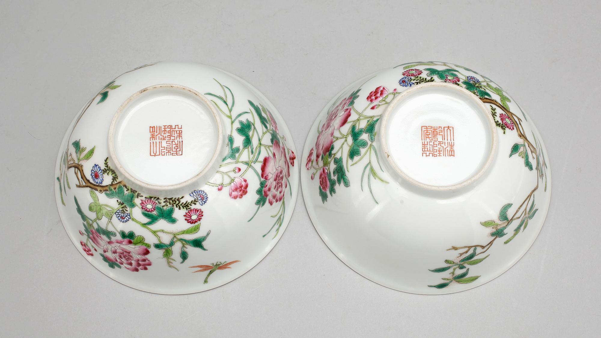 SKÅLAR, ett par, porslin, Kina 1900-tal.