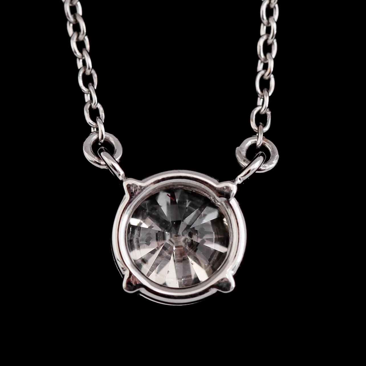 COLLIER, 18K vitguld, briljantslipad diamant ca 1.06 ct.