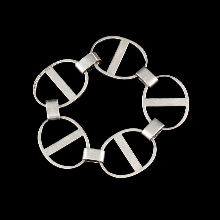A Sigurd Persson sterling necklace and bracelet, Stockholm 1979.