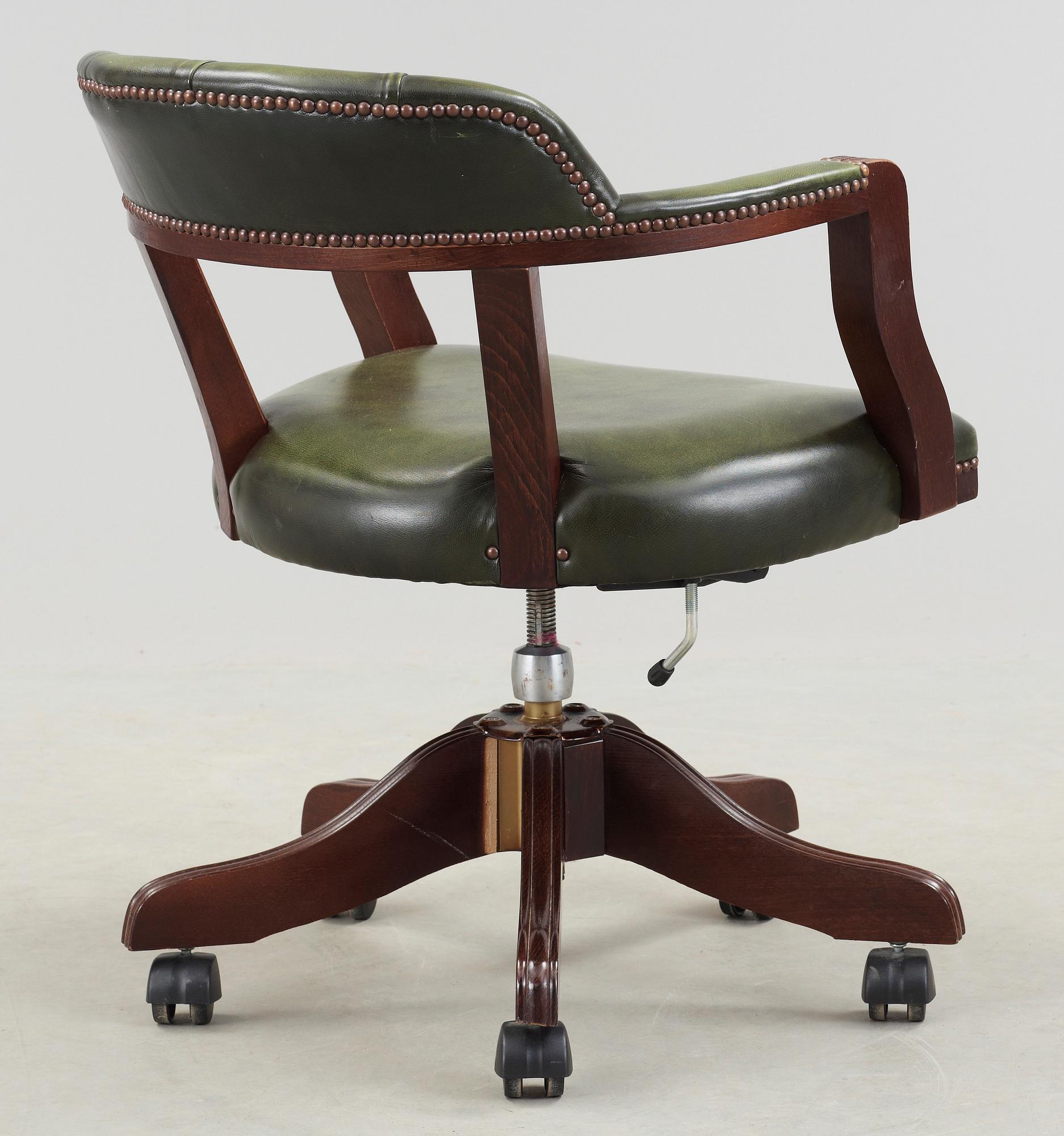 SKRIVBORDSSTOL, England, 1900-talets andra hälft.