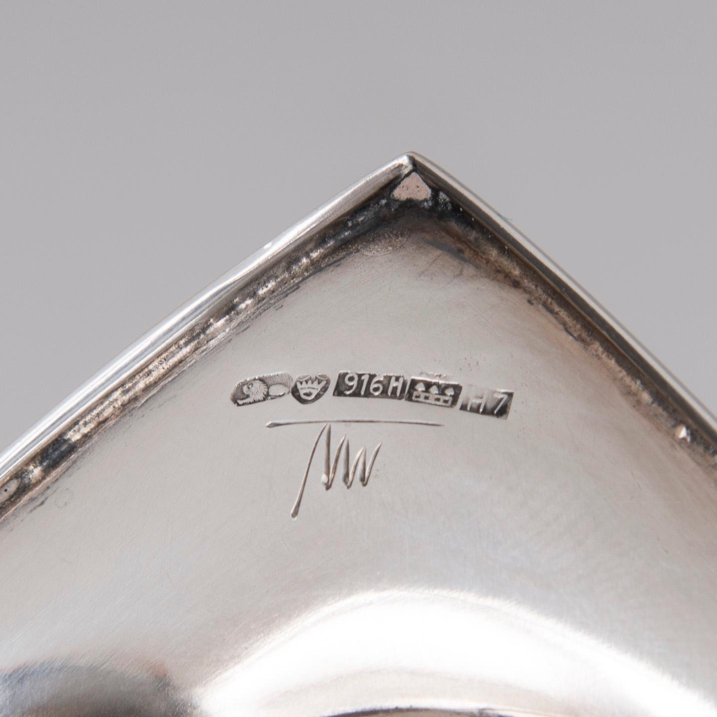 FAT, silver, Tapio Wirkkala, Hopeakeskus, Tavastehus 1961. Vikt ca 268 g.