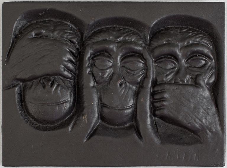 MICHAEL SCHILKIN, a cast iron plaque "See no evil, hear no evil, say no evil", signed and dated Högfors 1961.