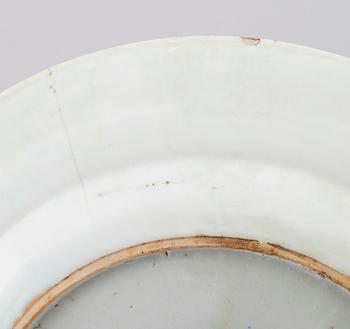 TALLRIKAR, 5 st, porslin, Kina, Qianlong 1736-1795.