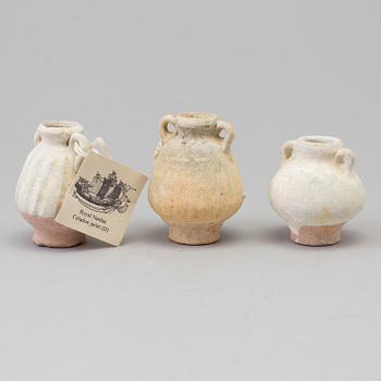 A set of three miniature jarlets, Sawankhalok, 15th Century. 'Royal Nanhai'.