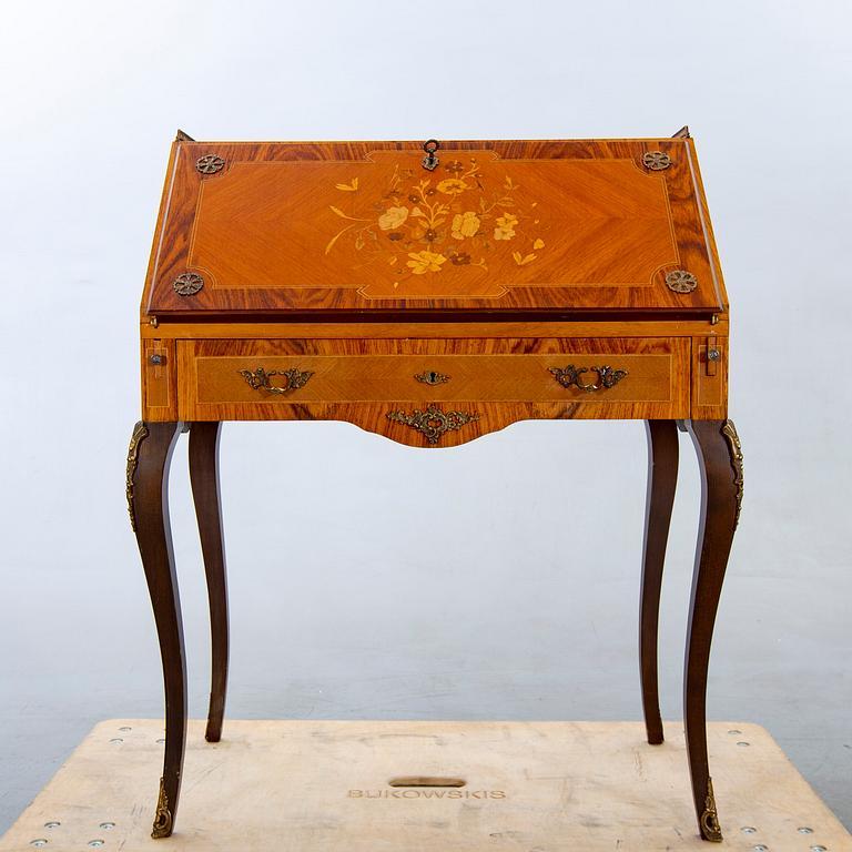 Sekretär Louis XV-stil 1900-talets mitt.