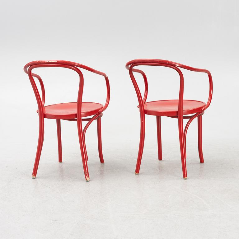 A pair of Thonet-like chairs, mid 20th century.