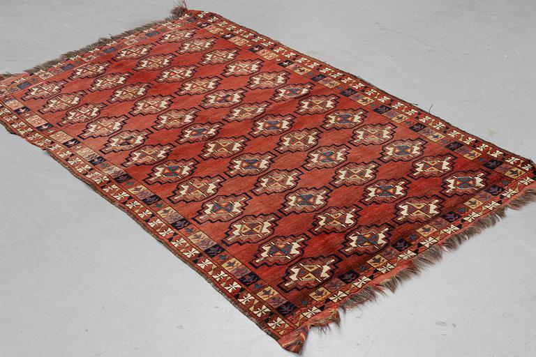 A rug, antique Turkmen, ca 204-206 x 124 cm.