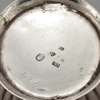 MJÖLKKANNA, silver, O. Pehr Hallberg, Norrköping, 1837.