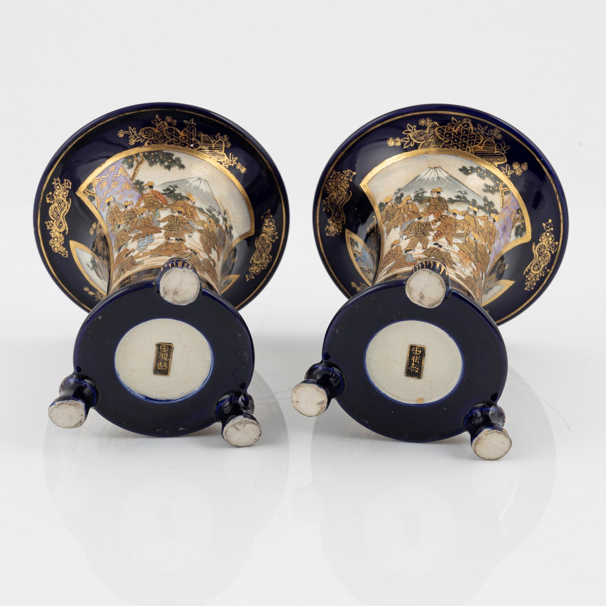 A pair of Satsuma vases, Japan, 20th century.