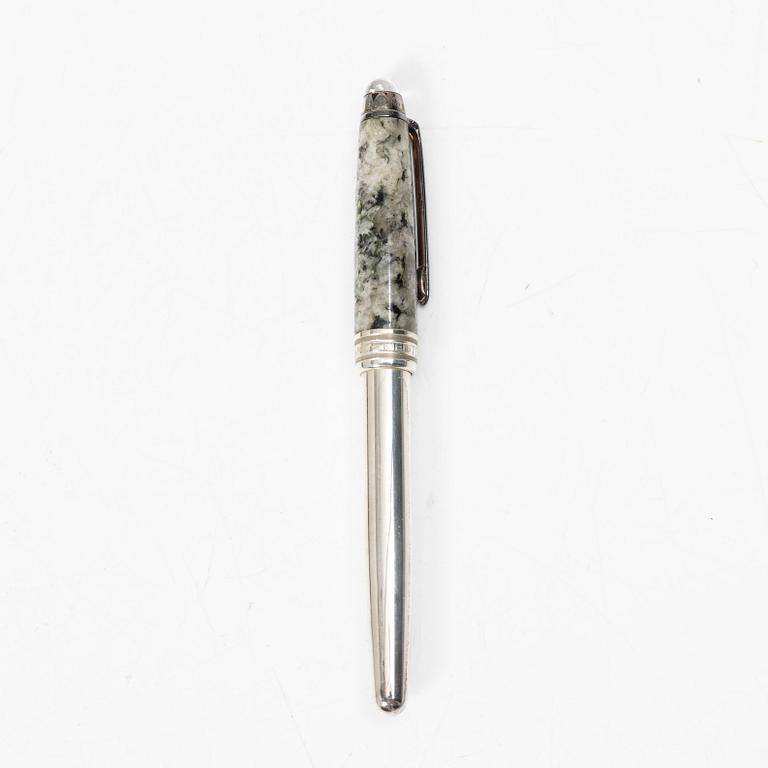 A Montblanc rollerball pen, limited edition 'Soulmakers for 100 years', 'Starwalker'.