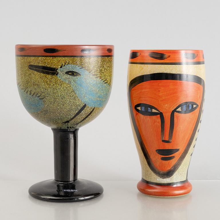 Ulrica Hydman-Vallien, skål, pokal och vas, glas, Kosta Boda.