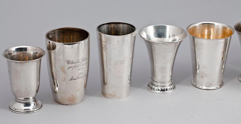 PARTI SILVERBÄGARE, 12 st, tot vikt ca 1124 g.