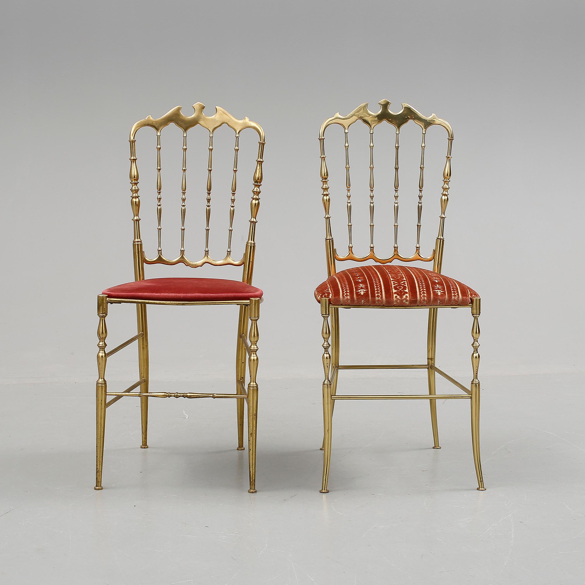 STOLAR, 2 st snarlika, Chiavari, Italien. Mässing, 1900-talets andra hälft.