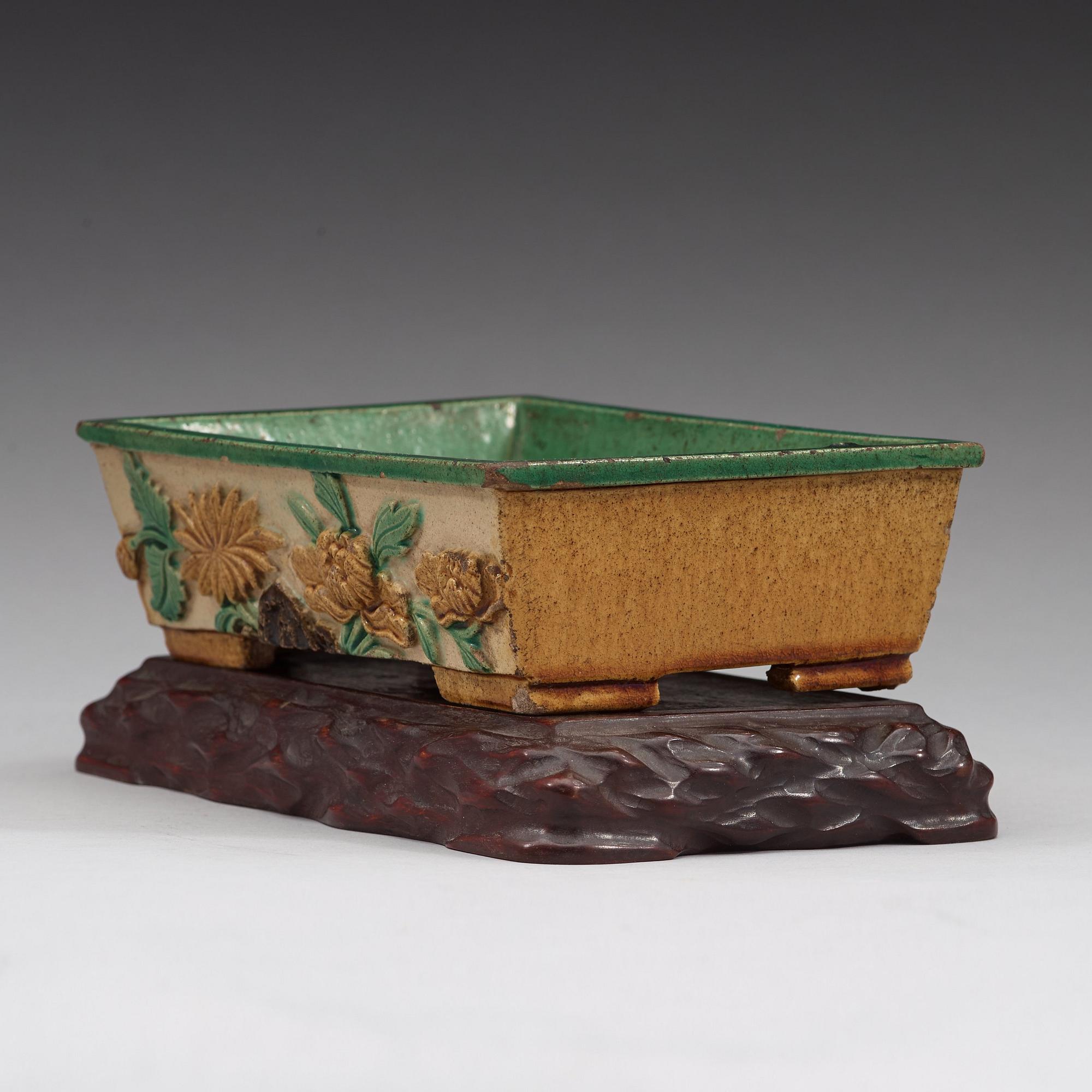 A ceramic censer, Ming dynasty (1368-1644).