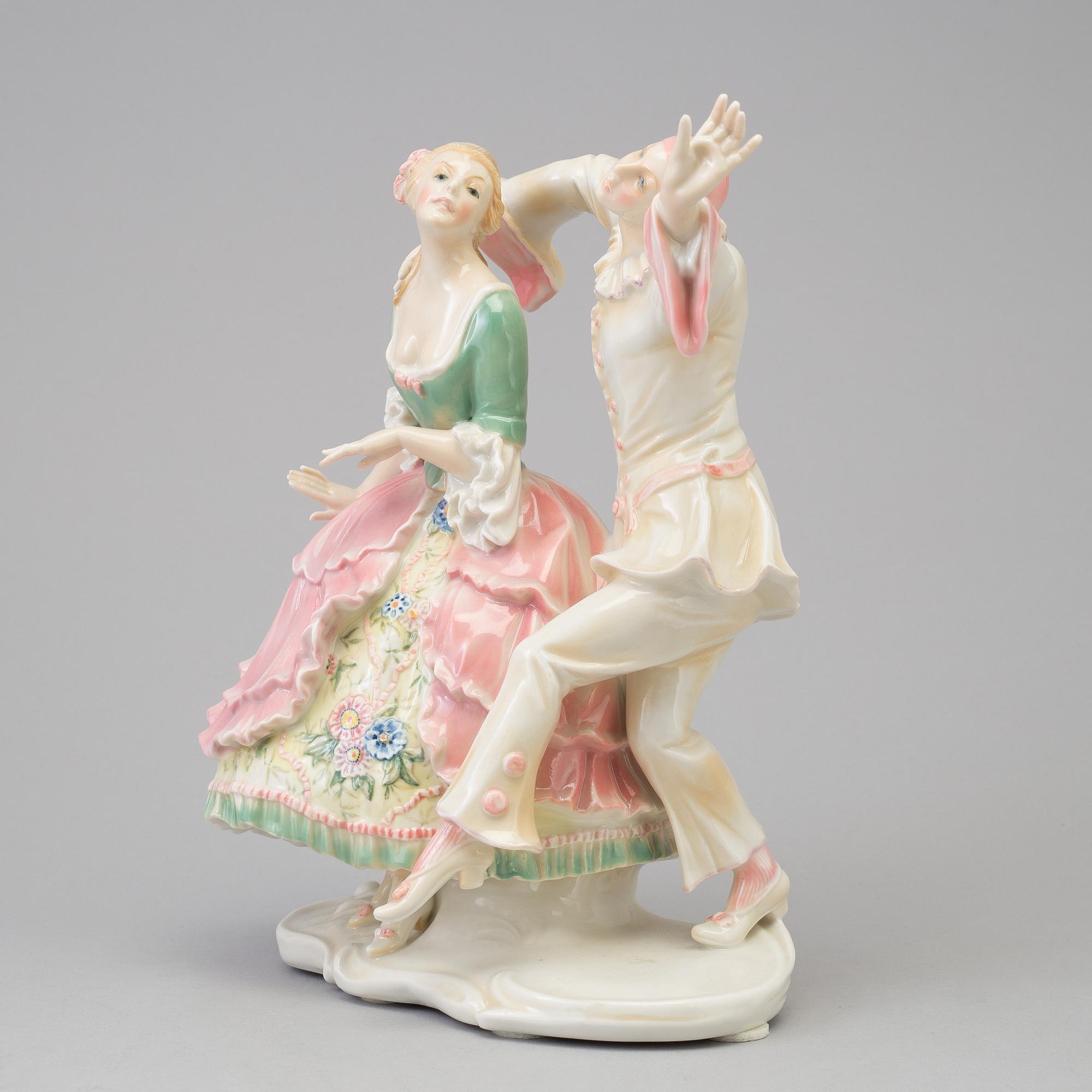 A Enz-porzellan 'Pierrot & Colombine' porcelain figure group, Volkstedt, Germany, 1940s.